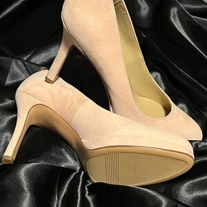 Naturalizer Blush Pink Heels